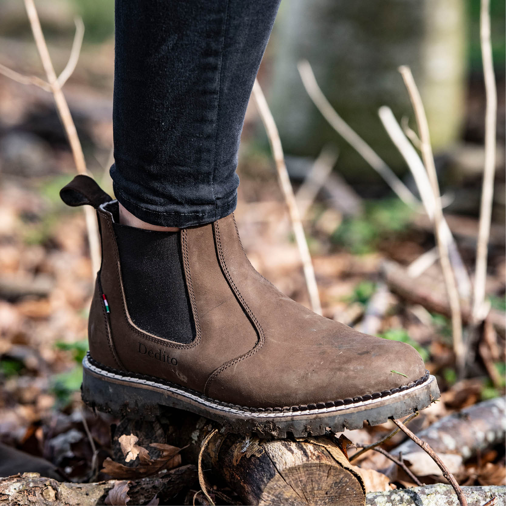 The Timeless Design of the Chelsea Boot